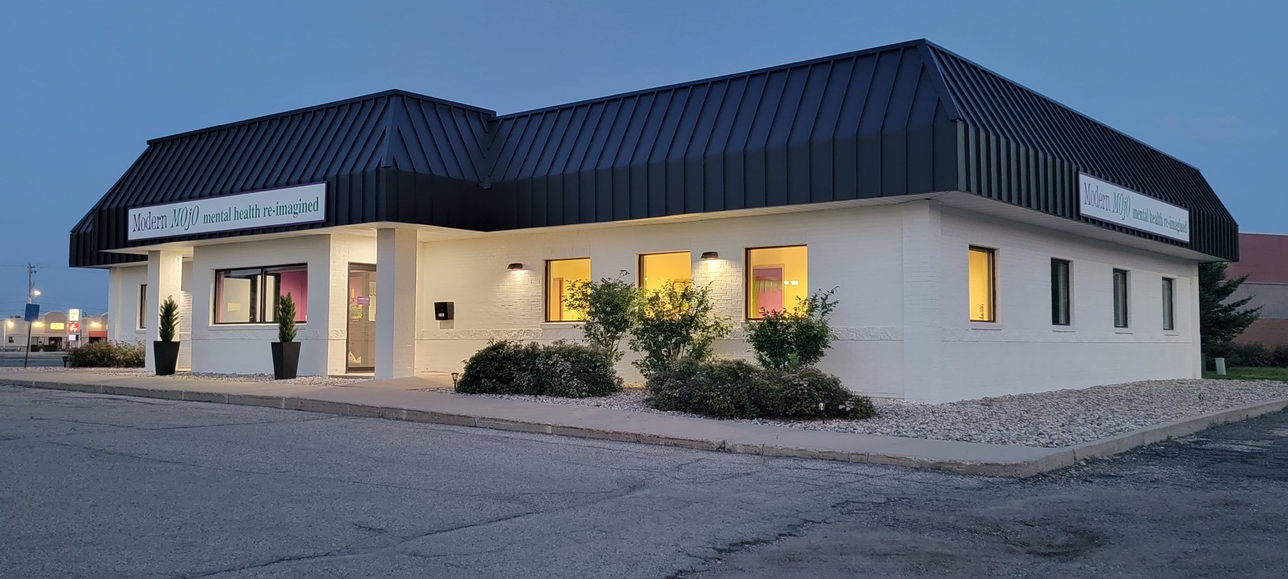 Exterior shot of Modern Mojo clinic