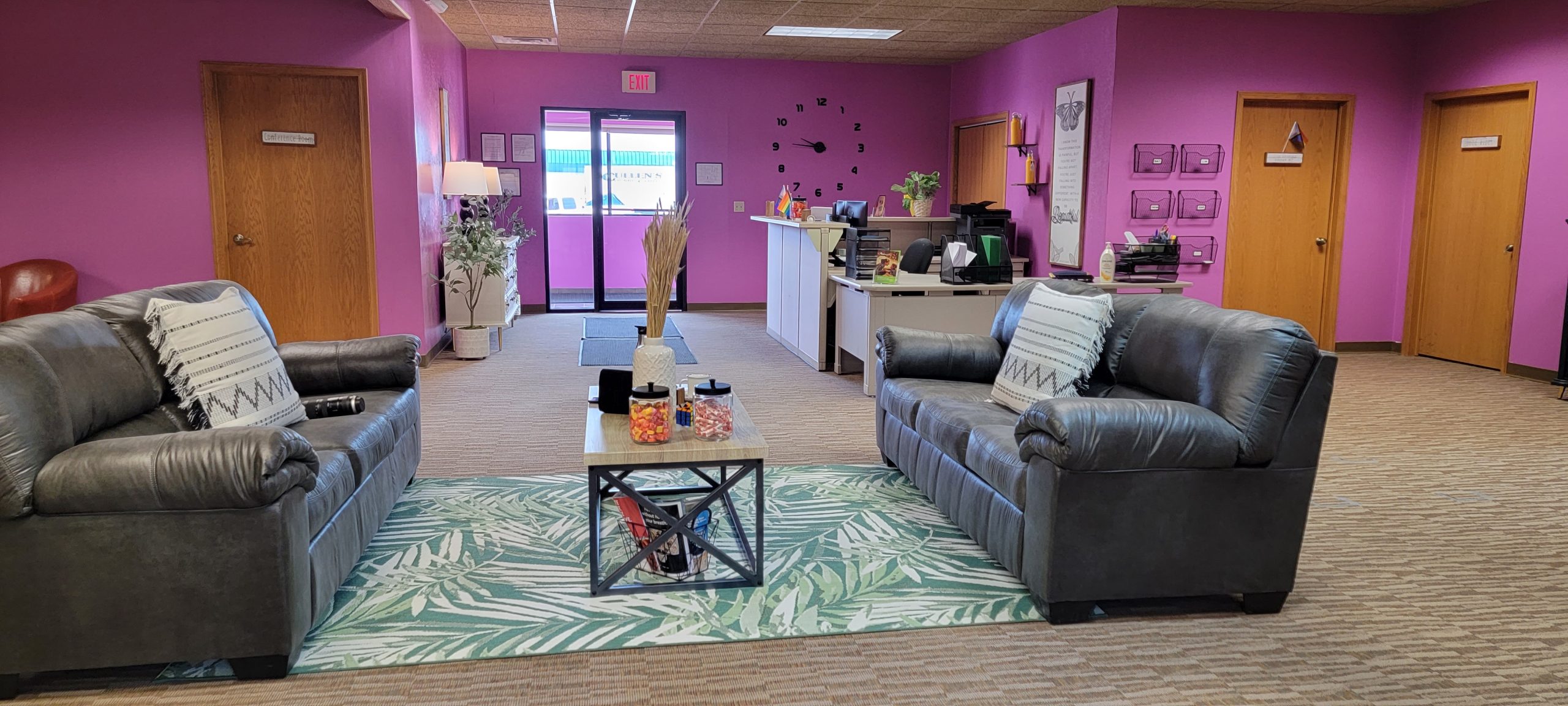 Interior shot of Modern Mojo clinic